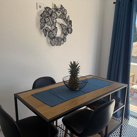 Holiday Apartment Ora بالشيك المظهر الخارجي الصورة
