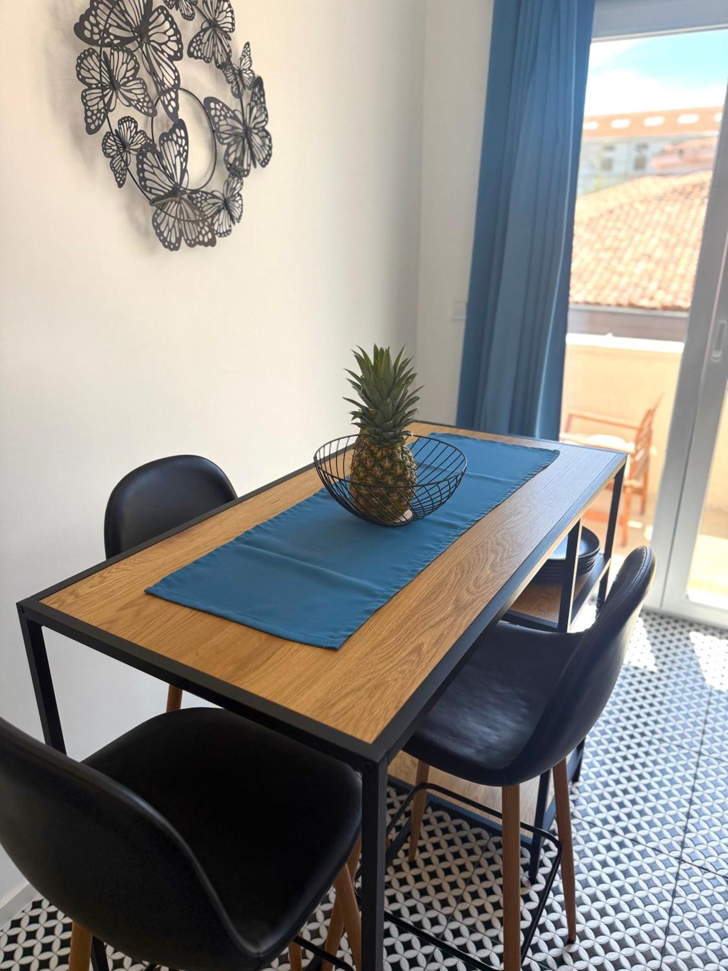 Holiday Apartment Ora بالشيك المظهر الخارجي الصورة